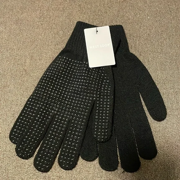NWT!!! Gripper Gloves- 2 pairs - Picture 1 of 6